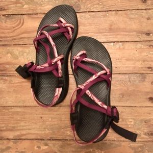 Chaco ZX2 Yampa, Current. 8W